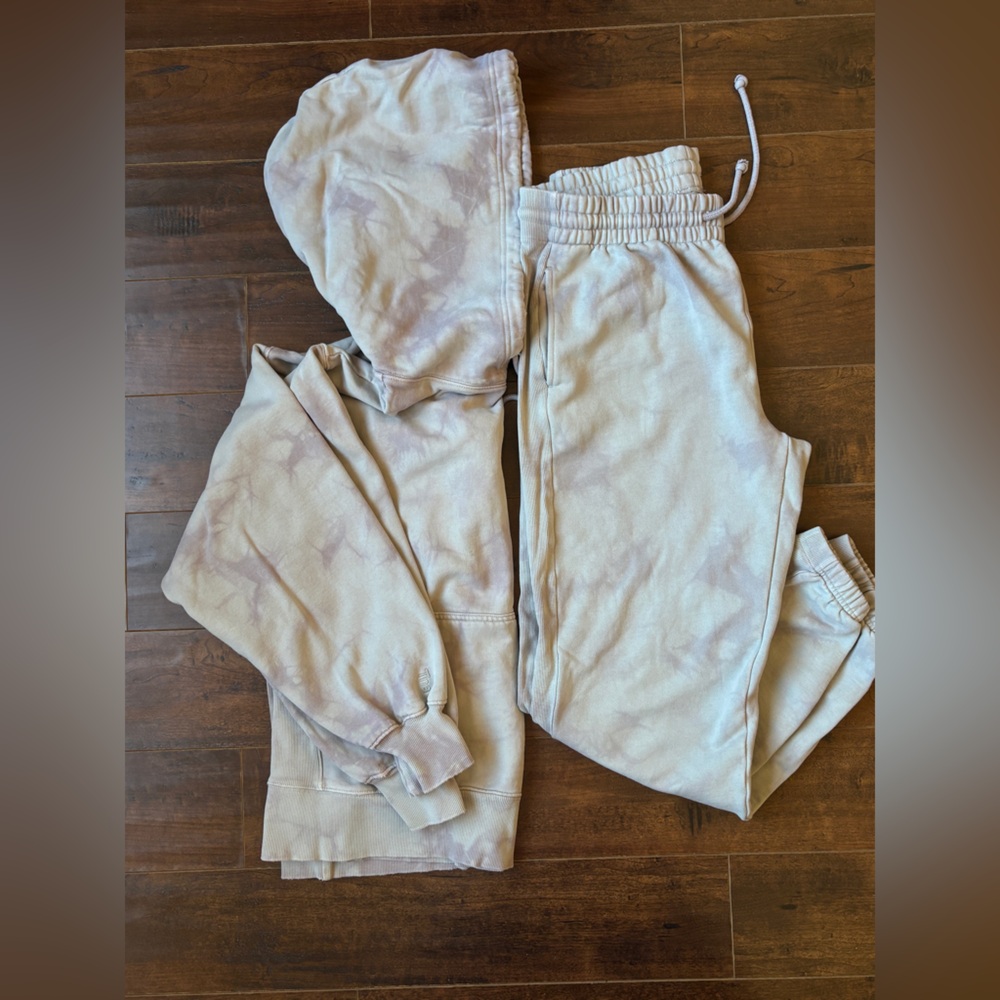 TNA CozyAF Sweatpant and Sweater Set